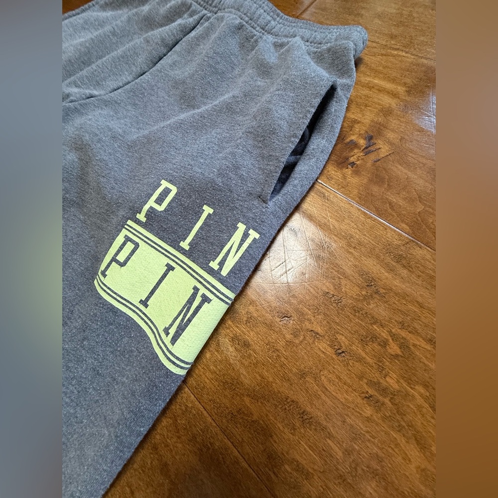 Victoria’s Secret PINK Y2K Gray Yellow Logo Jogger Sweatpants Small